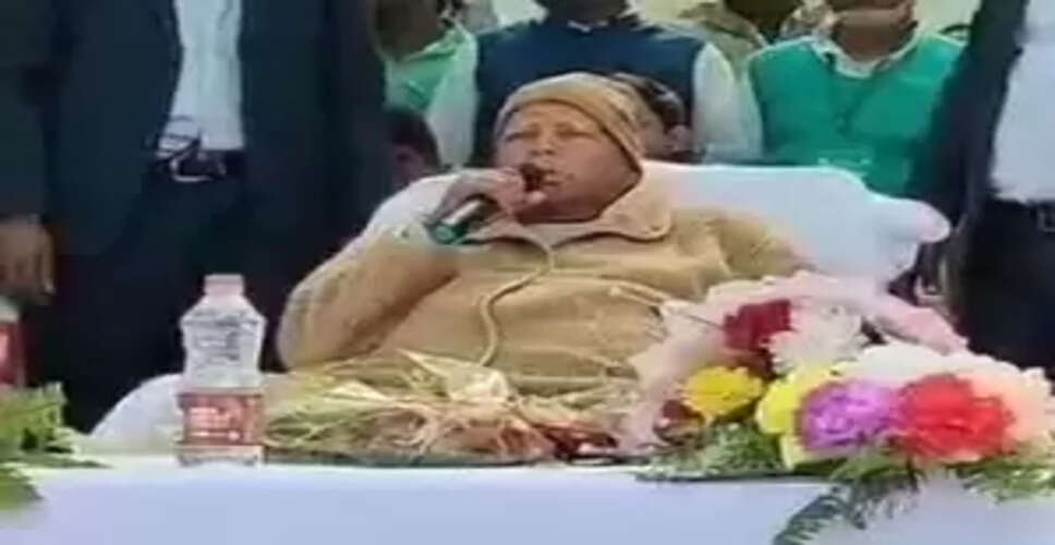 सीएम नीतीश कुमार के गृह जिले नालंदा में लालू यादव ने कहा, 'तेजस्वी को मुख्यमंत्री बनाना है'