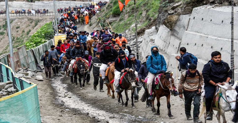 अमरनाथ यात्रा: पहलगाम हमले के बाद श्रद्धालुओं की भारी संख्या में वापसी