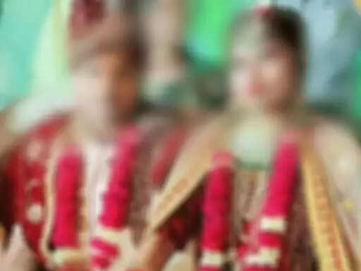 दुल्हन की अनोखी कहानी: शादी के दूसरे दिन बनी मां