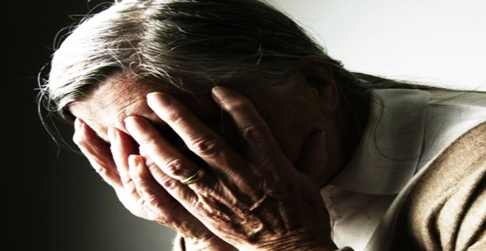 अकेलापन शरीर पर डालता है नकारात्मक प्रभाव, जानिए क्या करें क्या न करें