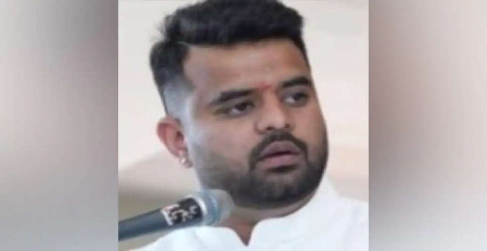 प्रज्वल रेवन्ना को रेप मामले में आजीवन कारावास और 11 लाख रुपये का जुर्माना