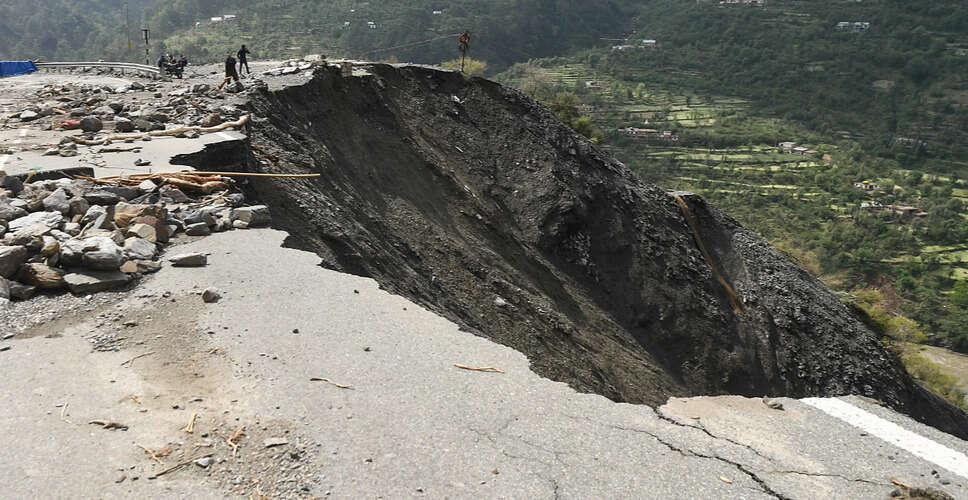 कुल्लू में भूस्खलन से मृतकों की संख्या बढ़कर आठ हुई