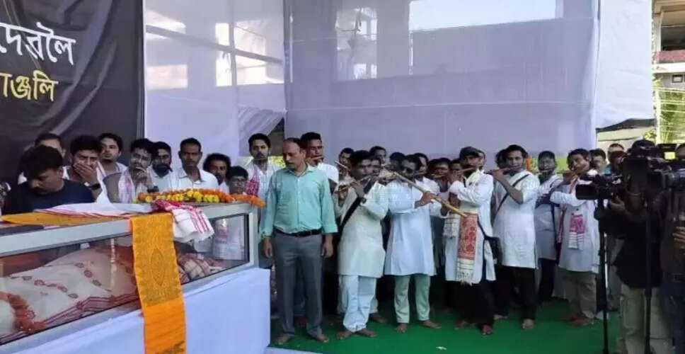 अंतरराष्ट्रीय स्तर पर प्रसिद्ध बांसुरी वादक दीपक शर्मा को श्रद्धांजलि