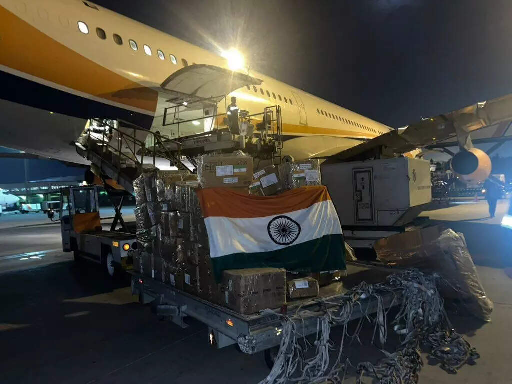 भारत ने अफगानिस्तान को 21 टन राहत सामग्री भेजी