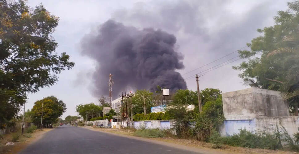 स्मिथविले, मिसौरी में भयंकर आग ने मचाई तबाही