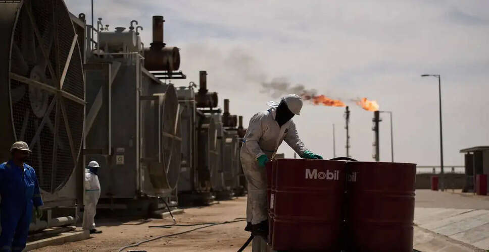 रूस ने घरेलू आपूर्ति को प्राथमिकता देने के लिए पेट्रोल निर्यात पर लगाया प्रतिबंध