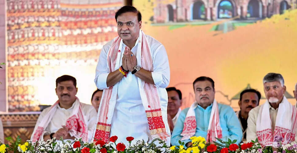 हिमंत बिस्वा सरमा ने दूसरी बार असम के मुख्यमंत्री के रूप में शपथ ली