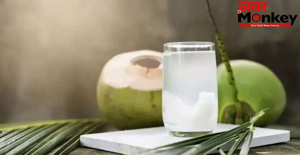 नारियल पानी: स्वास्थ्य के लिए फायदेमंद या हानिकारक?