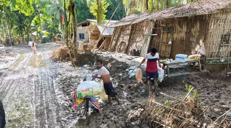असम में बाढ़: चेतावनी प्रणाली की विफलता और जीवन की हानि