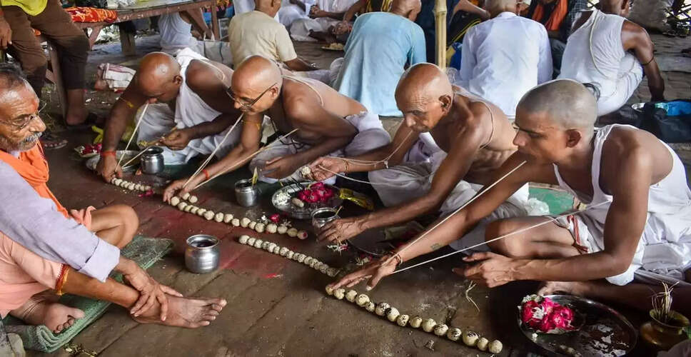 गरुड़ पुराण में पिंडदान का महत्व: मृत्यु के बाद आत्मा की यात्रा