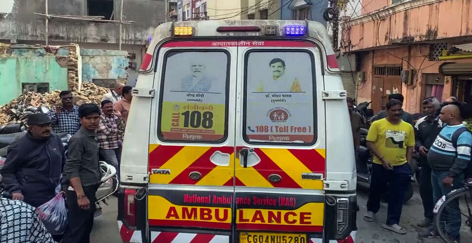 इंदौर में दूषित पानी से हुई मौतों के बाद अधिकारियों पर कार्रवाई