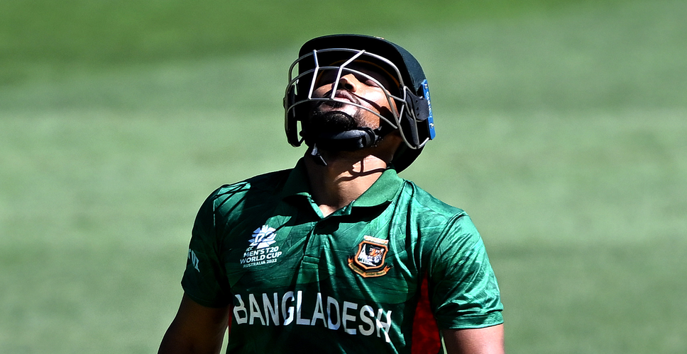 एशिया कप : बांग्लादेश के नजमुल हुसैन शान्तो हैमस्ट्रिंग चोट के कारण बाहर