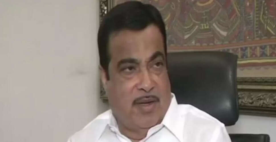 Nitin Gadkari Denounces False Reports on Two-Wheeler Toll Tax