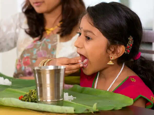 वास्तु शास्त्र के अनुसार भोजन करने के सही तरीके और दिशा