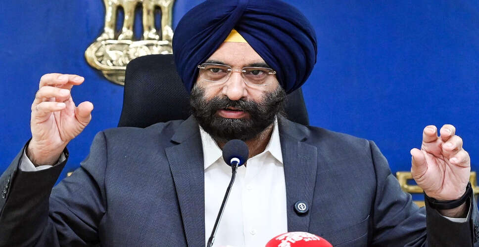 दिल्ली में वायु प्रदूषण पर आप विधायक की आलोचना