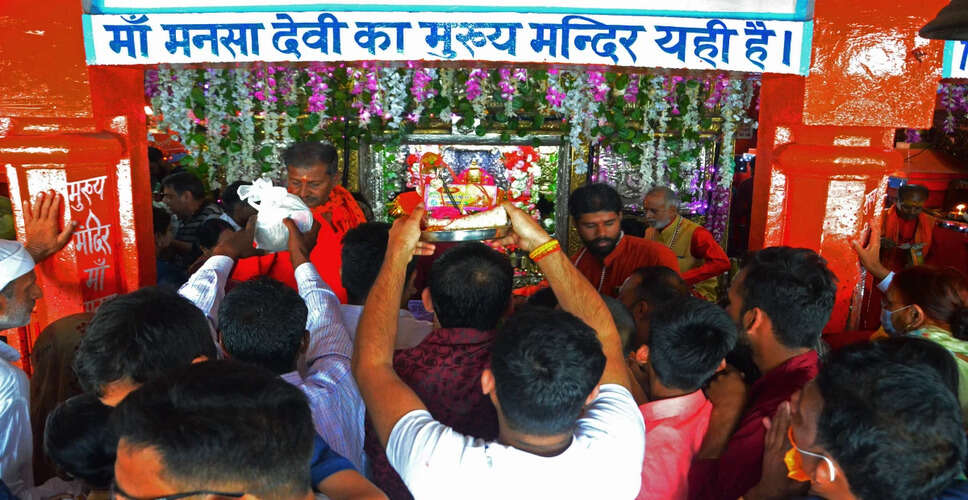 हरिद्वार में मनसा देवी मंदिर में भगदड़: छह श्रद्धालुओं की मौत