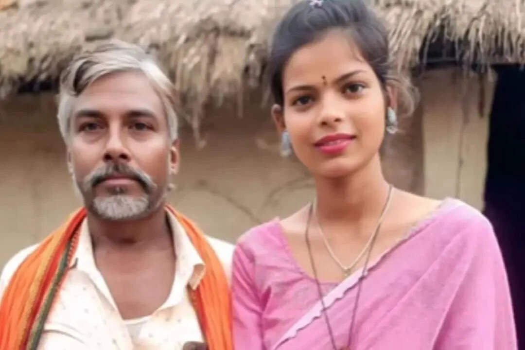 18 वर्षीय साली और 55 वर्षीय जीजा की अनोखी प्रेम कहानी