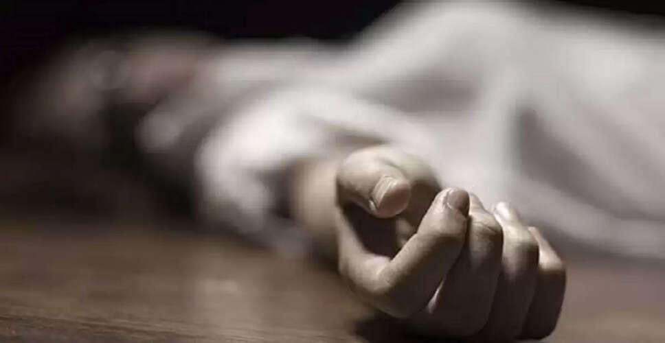 गोरखपुर में पत्नी की हत्या के बाद पति ने पुलिस के सामने किया आत्मसमर्पण