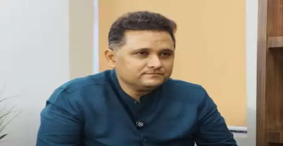 'हिंदी हमारी कमजोरी नहीं, ताकत है', पीएम मोदी को ट्रोल करने वालों को अमीश त्रिपाठी का जवाब