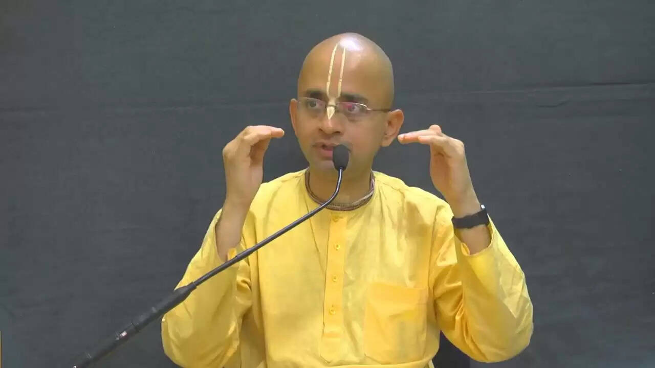 महाकुंभ में आईआईटी से पढ़े 5 संत: आध्यात्मिकता की ओर यात्रा