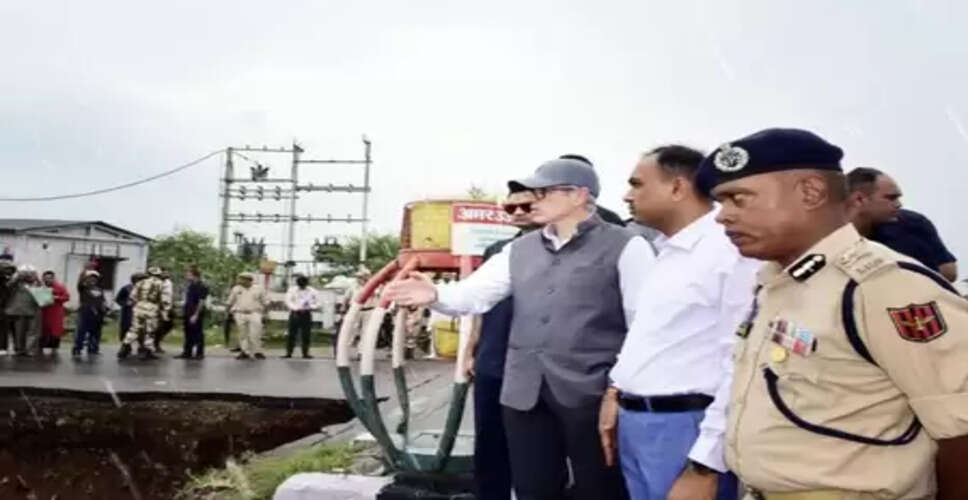 जम्मू-कश्मीर आपदा : सीएम अब्दुल्ला ने किया मुआवजे का ऐलान, मृतकों के परिवारों को 6 लाख की मदद