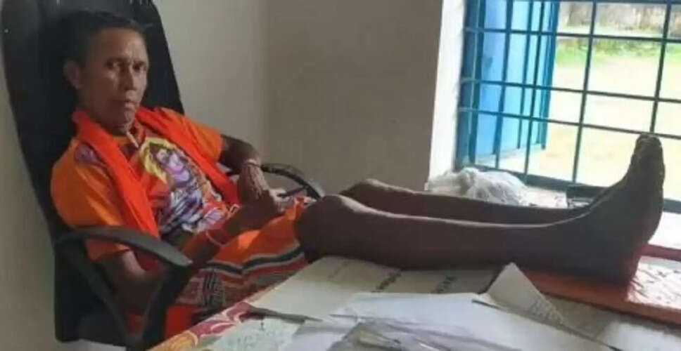 शराब के नशे में स्कूल पहुंचे शिक्षक का वीडियो हुआ वायरल