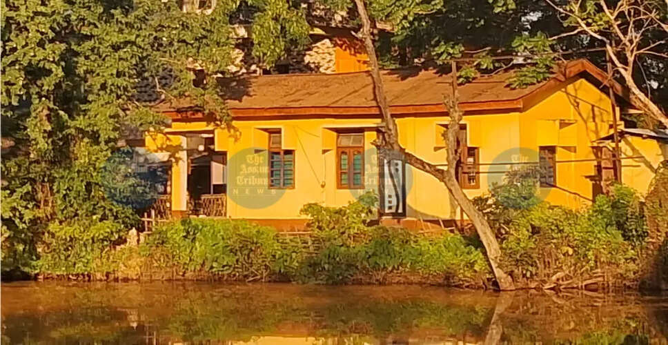 स्वास्थ्य केंद्र की सुरक्षा में कमी, स्थानीय लोगों को हो रही परेशानी