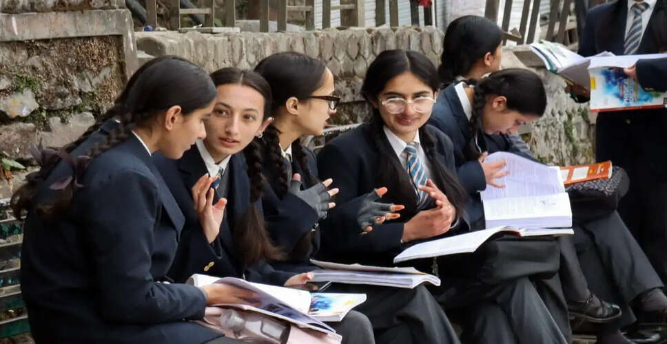 CBSE ने 12वीं कक्षा के नतीजों में सुधार की प्रक्रिया शुरू की