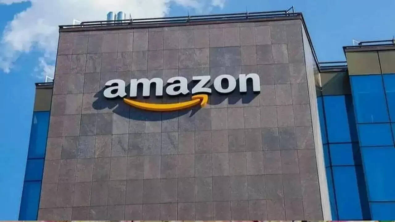 अमेजन में छंटनी का नया दौर: AI के कारण HR विभाग में 15% कर्मचारियों की कटौती