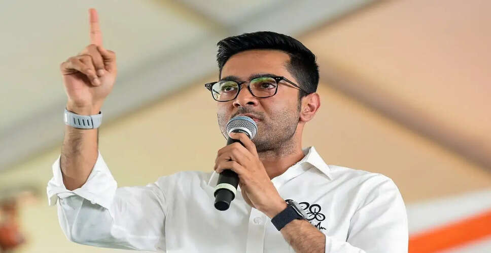 अभिषेक बनर्जी की लोकसभा स्पीकर से मुलाकात, बागी सांसदों के मुद्दे पर चर्चा