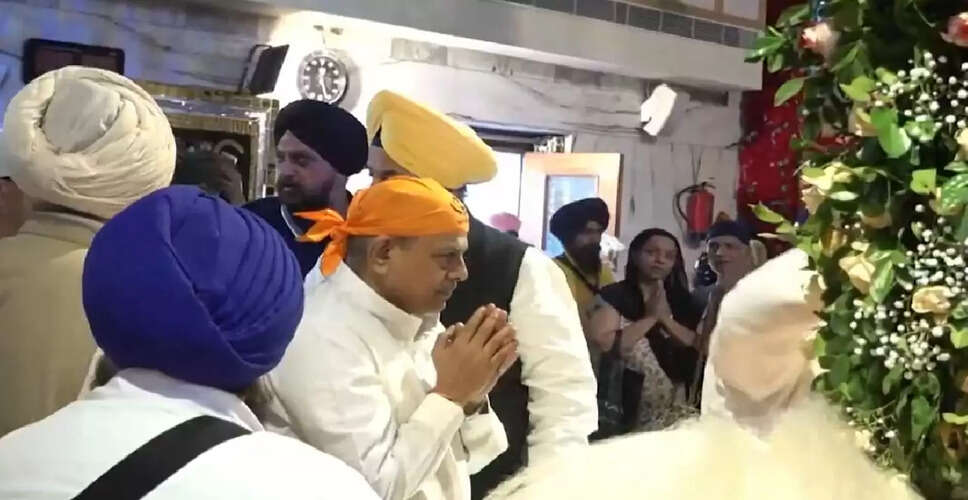 गुरु नानक देव जयंती पर RSS नेता का श्रद्धांजलि और नेताओं की शुभकामनाएं