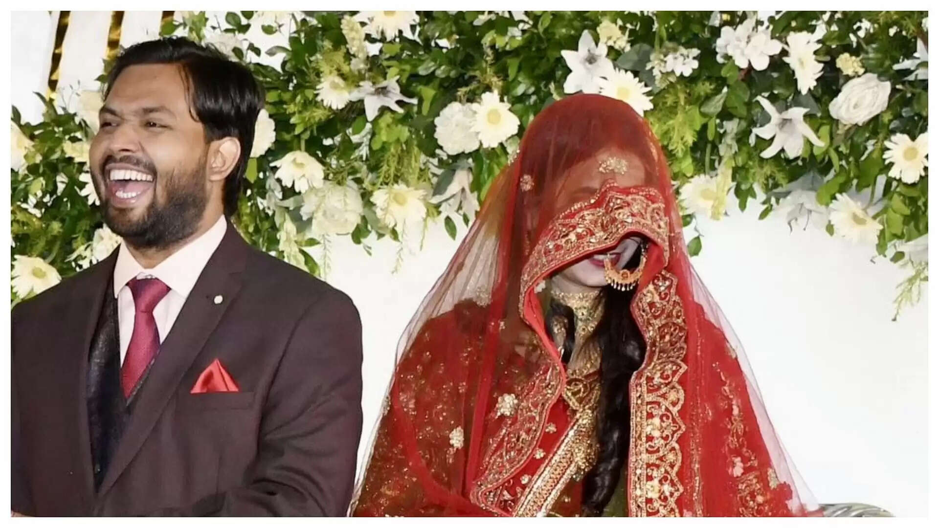 खान सर की भव्य शादी रिसेप्शन ने सोशल मीडिया पर मचाई धूम