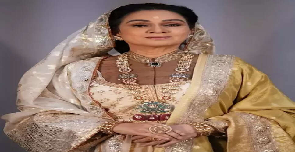 सम्राट पृथ्वीराज चौहान : &lsquo;राजमाता&rsquo; की भूमिका के लिए पद्मिनी ने की खूब मेहनत, सुनाया मजेदार किस्सा