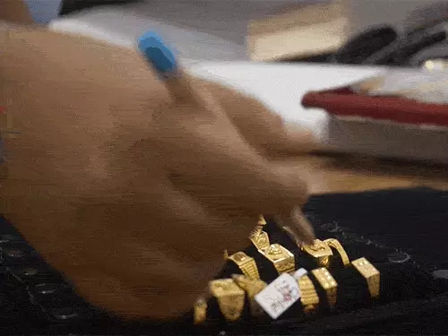 सोने और चांदी की कीमतों में भारी उछाल, जानें कारण