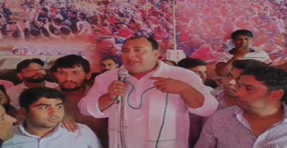 टिकट न मिलने पर कार्यकर्ताओं के सामने फूट-फूटकर रोए भाजपा नेता दीपक डागर