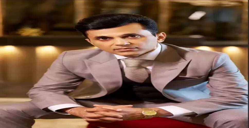 ‘रीमेक’ फिल्मों पर आनंद पंडित ने जताई चिंता, बॉलीवुड से की खास अपील