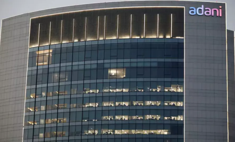 अडानी समूह की वित्तीय स्थिति मजबूत, बाजार में स्थिरता बनी हुई है