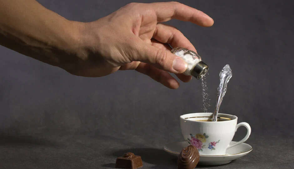 कॉफी में नमक डालने का नया ट्रेंड: जानें इसके पीछे का विज्ञान