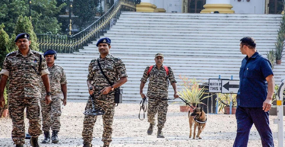 पश्चिम बंगाल में राज्यपाल ने राजभवन में की तलाशी, टीएमसी सांसद के आरोपों का जवाब