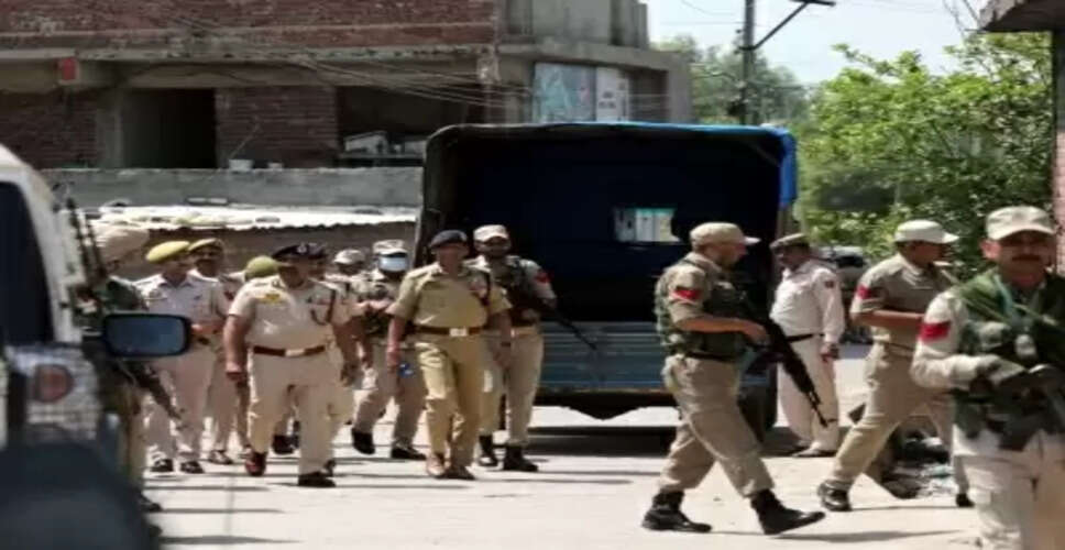 कठुआ में छह संदिग्धों के देखे जाने की सूचना पर तलाशी