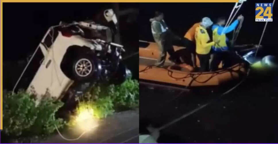 उदयपुर में कार नाले में गिरी, दो की मौत, एक लापता