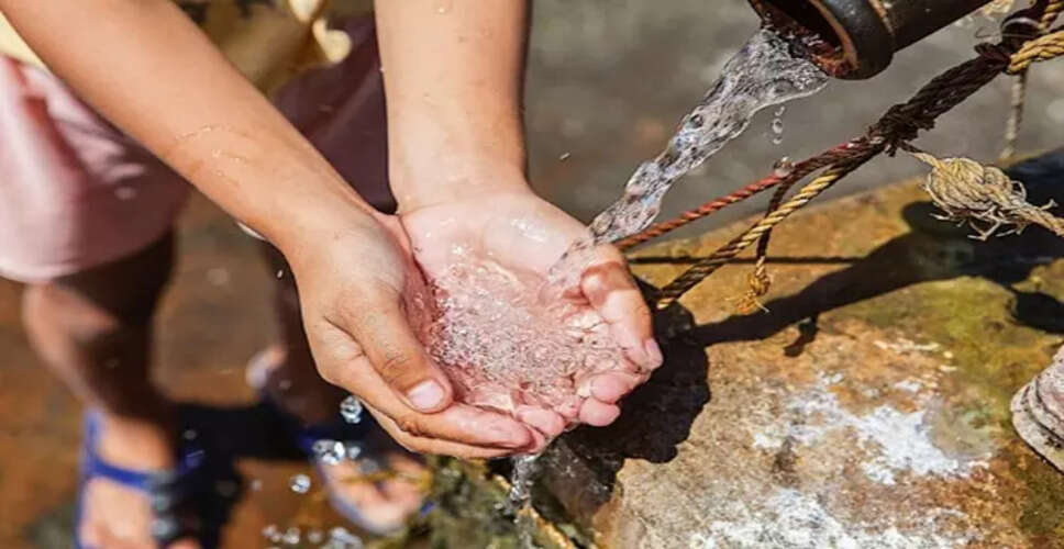 विश्व में 2.1 अरब लोग सुरक्षित पेयजल से वंचित: संयुक्त रिपोर्ट