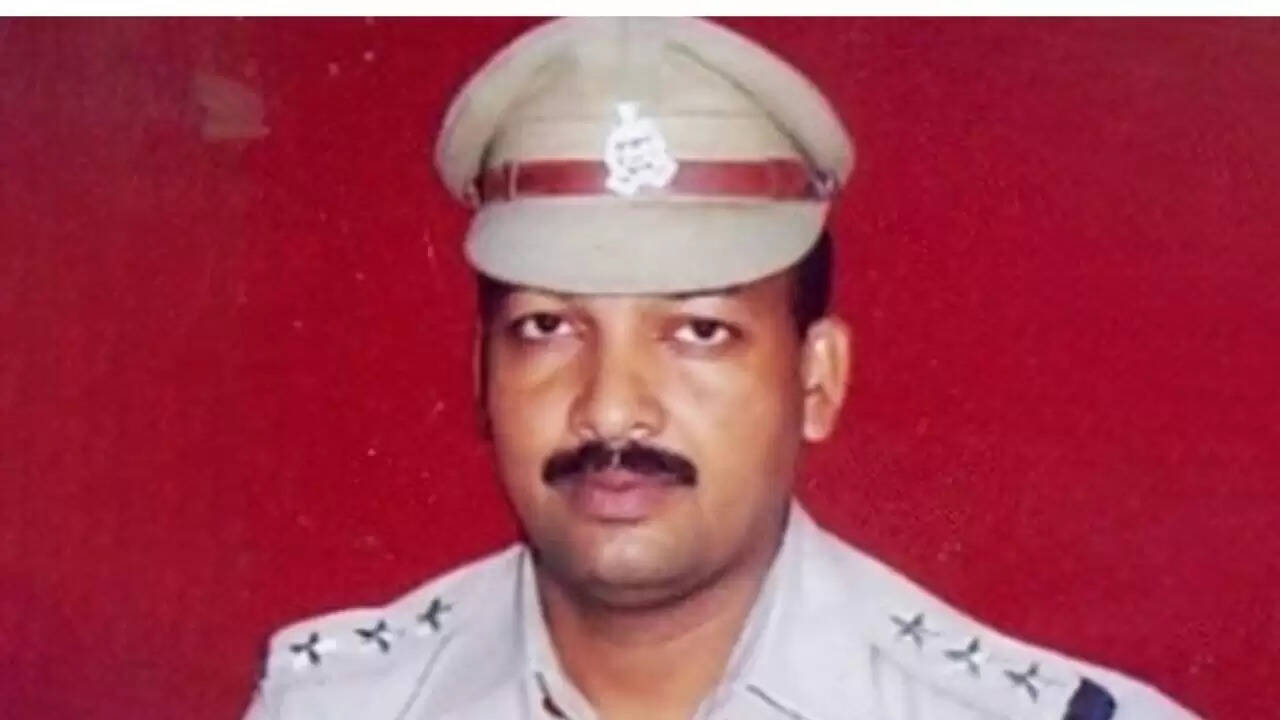 बहराइच के SP राम नयन सिंह: जानें उनके करियर और शिक्षा के बारे में