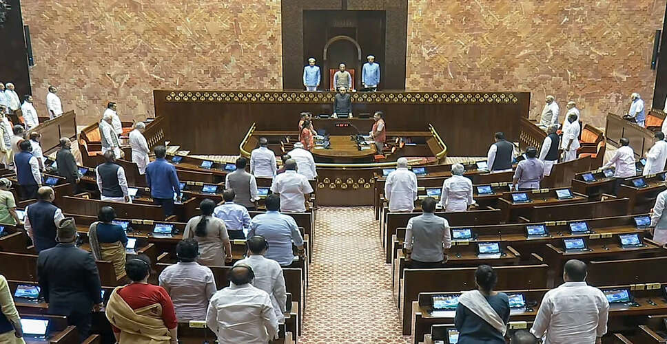 लोकसभा और राज्यसभा की कार्यवाही स्थगित, विपक्ष का हंगामा जारी