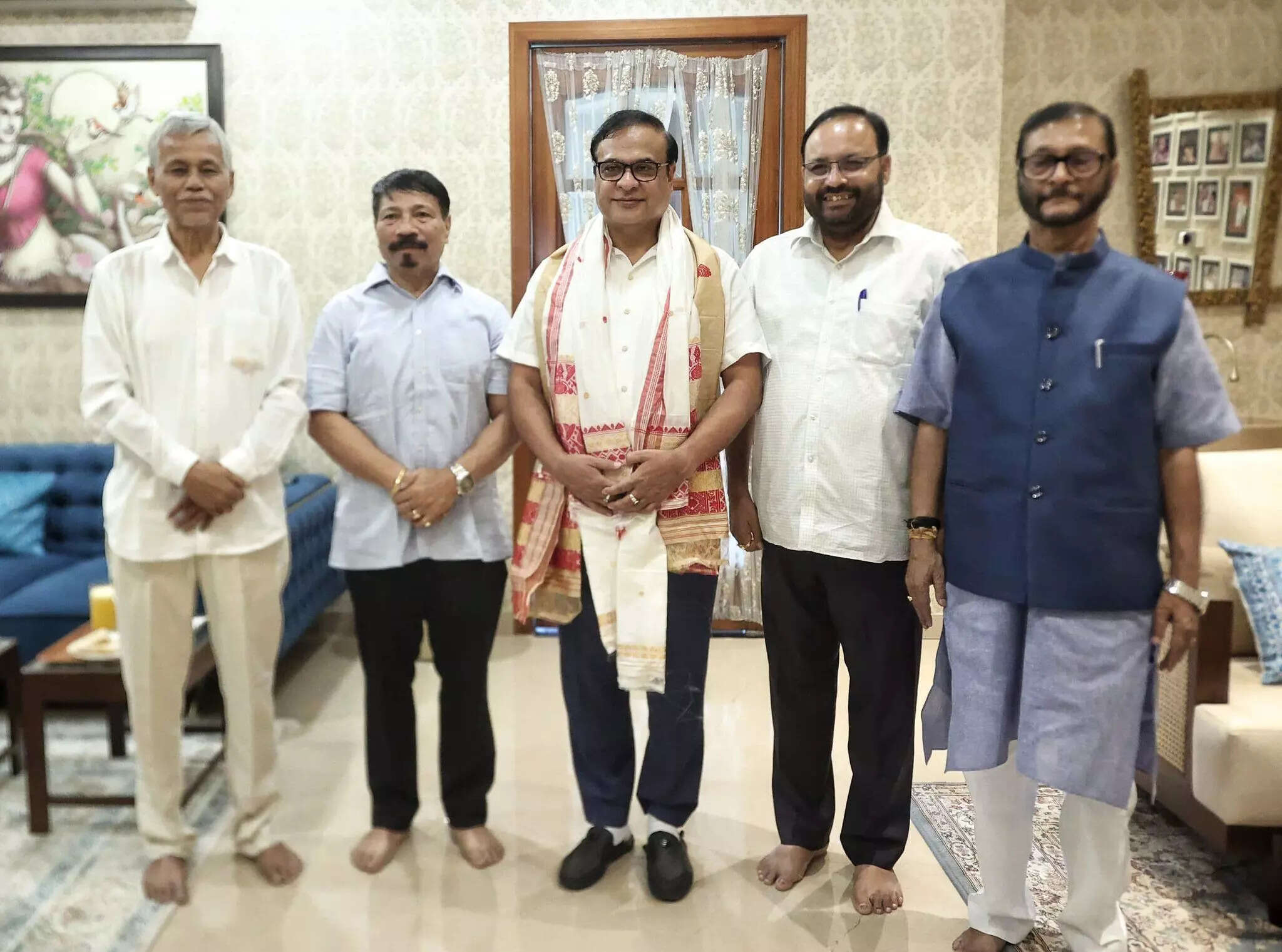 असम से राज्यसभा के लिए बिन चुनाव चुने गए बिरेन्द्र प्रसाद बैश्या और कनद पुरकायस्थ