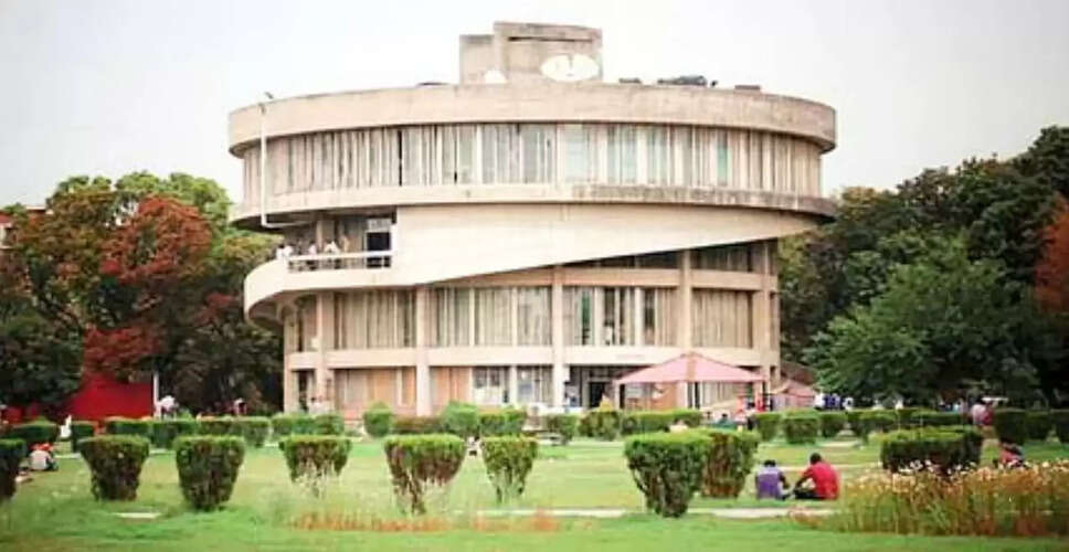 पंजाब यूनिवर्सिटी में सीनेट और सिंडिकेट भंग का निर्णय वापस, छात्रों का विरोध थमा