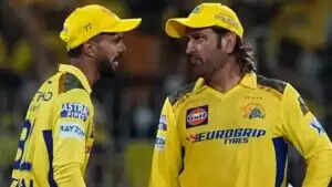 Ruturaj Gaikwad ने MS Dhoni को सोशल मीडिया पर अनफॉलो किया, कप्तानी विवाद की चर्चा