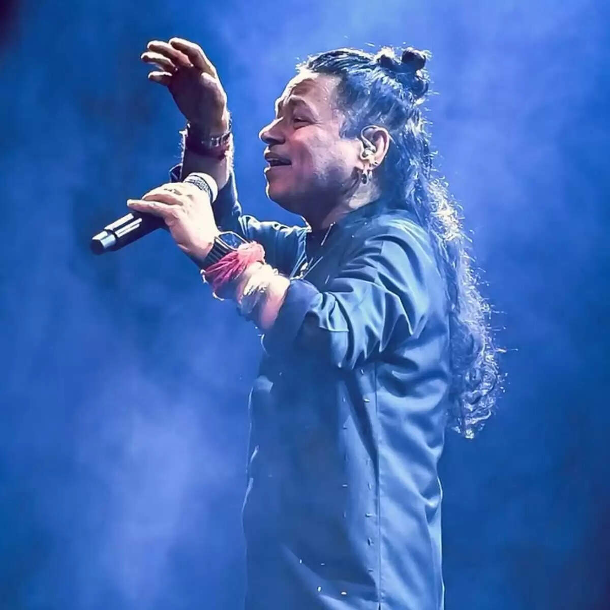 कैलाश खेर का गाना: शादी में बजने वाला, लेकिन असल में क्या है इसका मतलब?