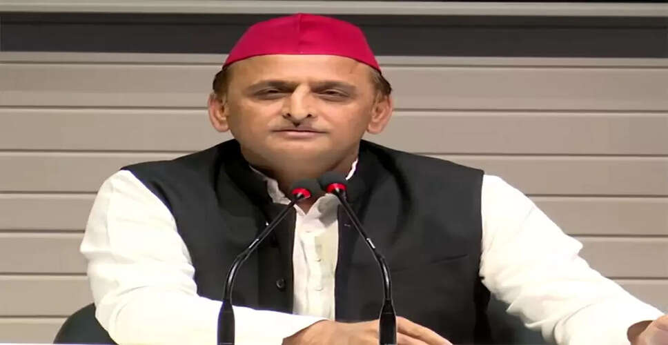 छुट्टा पशु, महंगाई और भ्रष्टाचार को लेकर अखिलेश यादव ने सरकार को घेरा