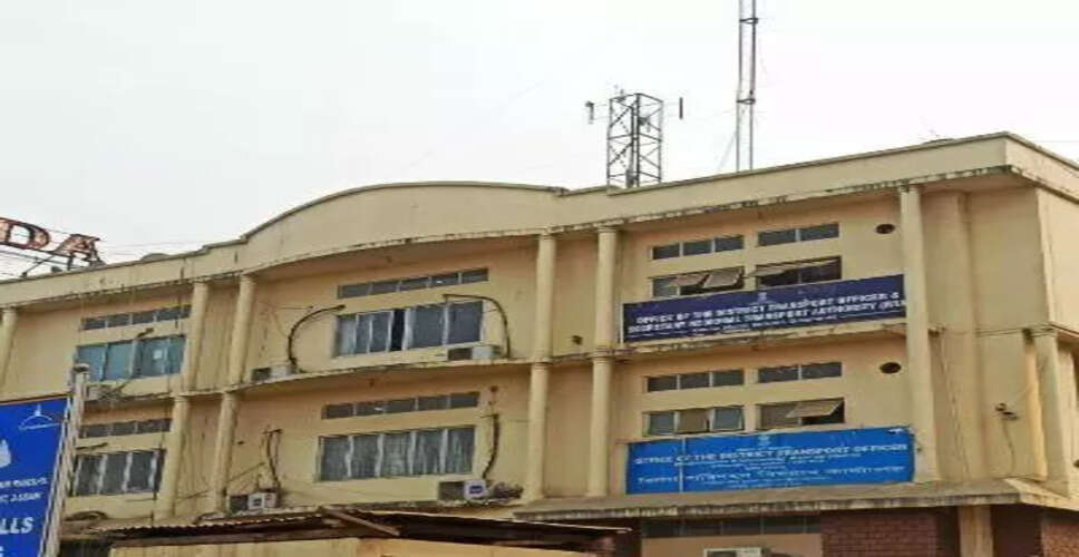 गुवाहाटी में नागरिकों के लिए परिवहन सेवाओं की फिर से शुरुआत